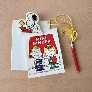 Peanuts  Snoopy Mini Binder Notepad